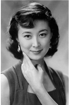 岸惠子