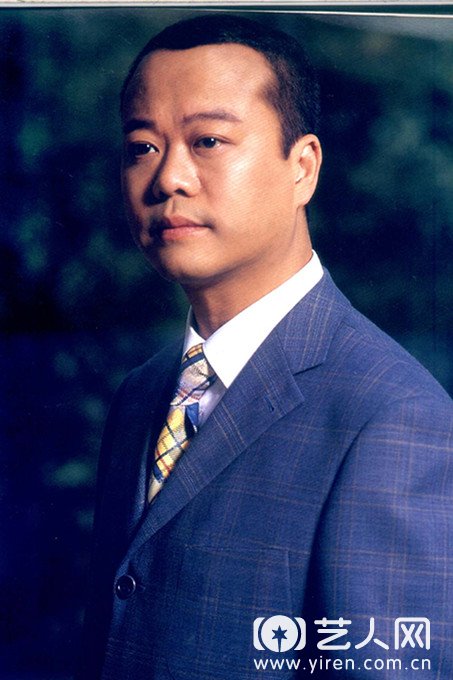 欧阳震华