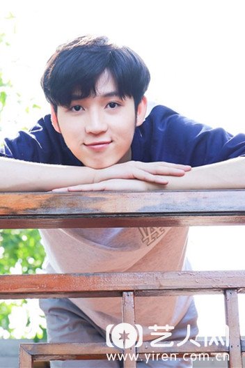李炎峰