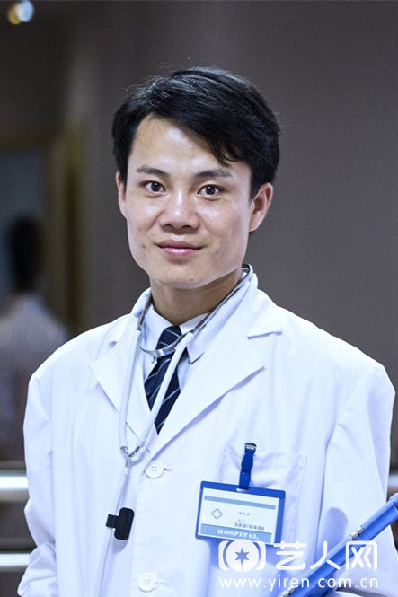 李洪潇