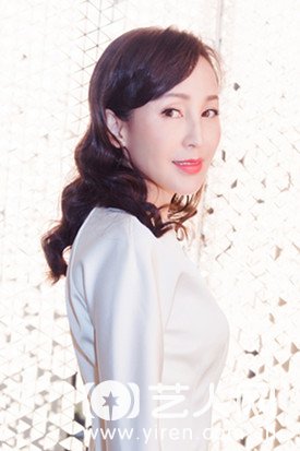 岳丽娜